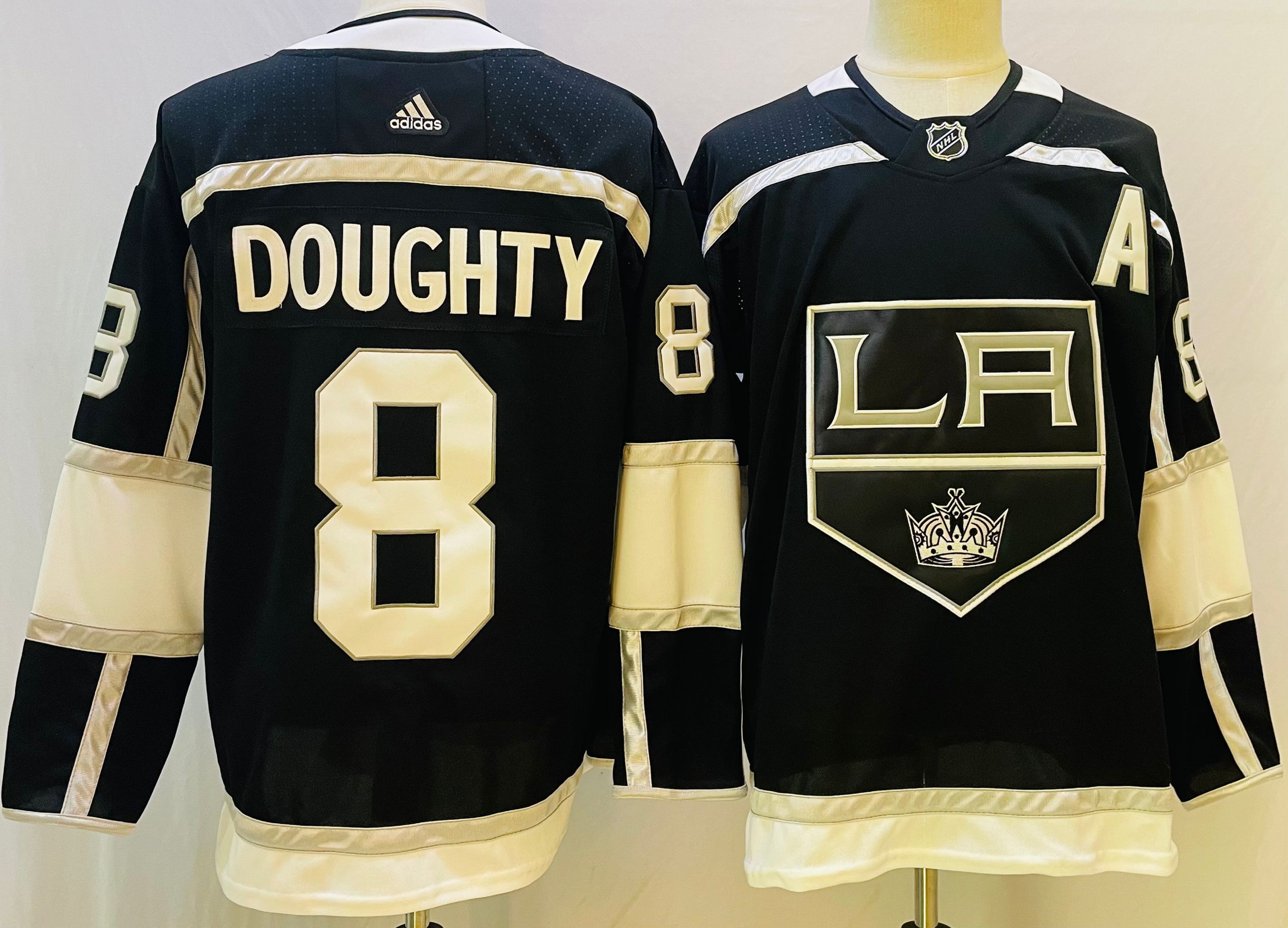 Men Los Angeles Kings #8 Doughty Black Throwback 2022 Adidas NHL Jersey->los angeles kings->NHL Jersey